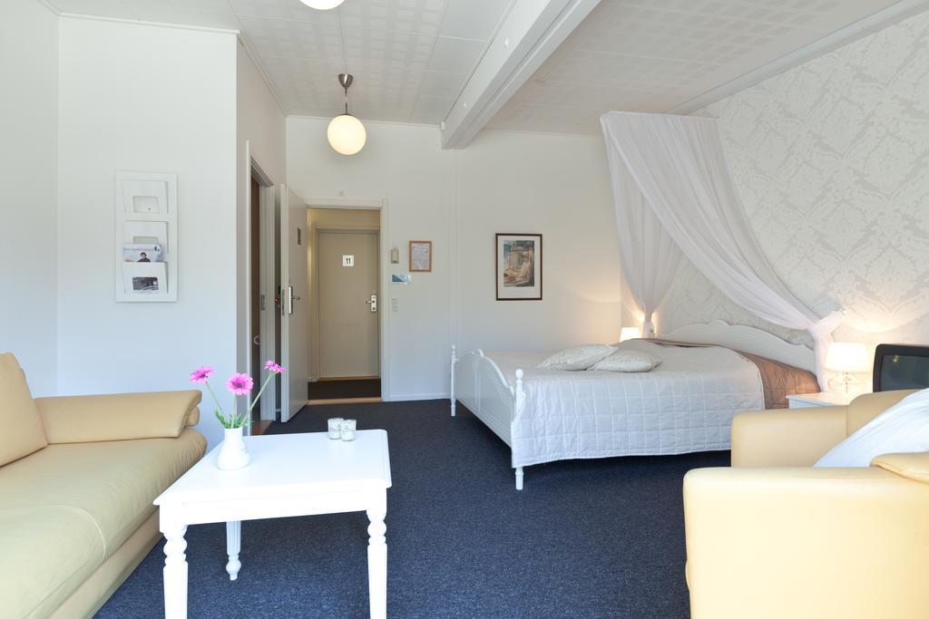 Bromolle Kro Jyderup Exteriör bild