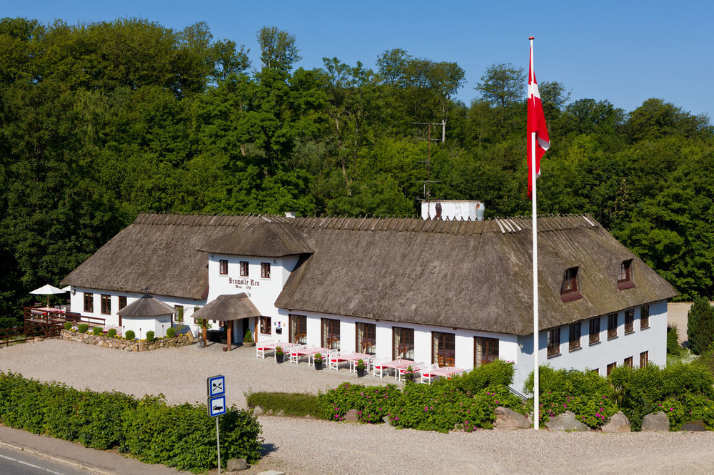 Bromolle Kro Jyderup Exteriör bild